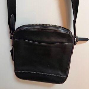 Coach Black Leather Cross Body -
Unisex
